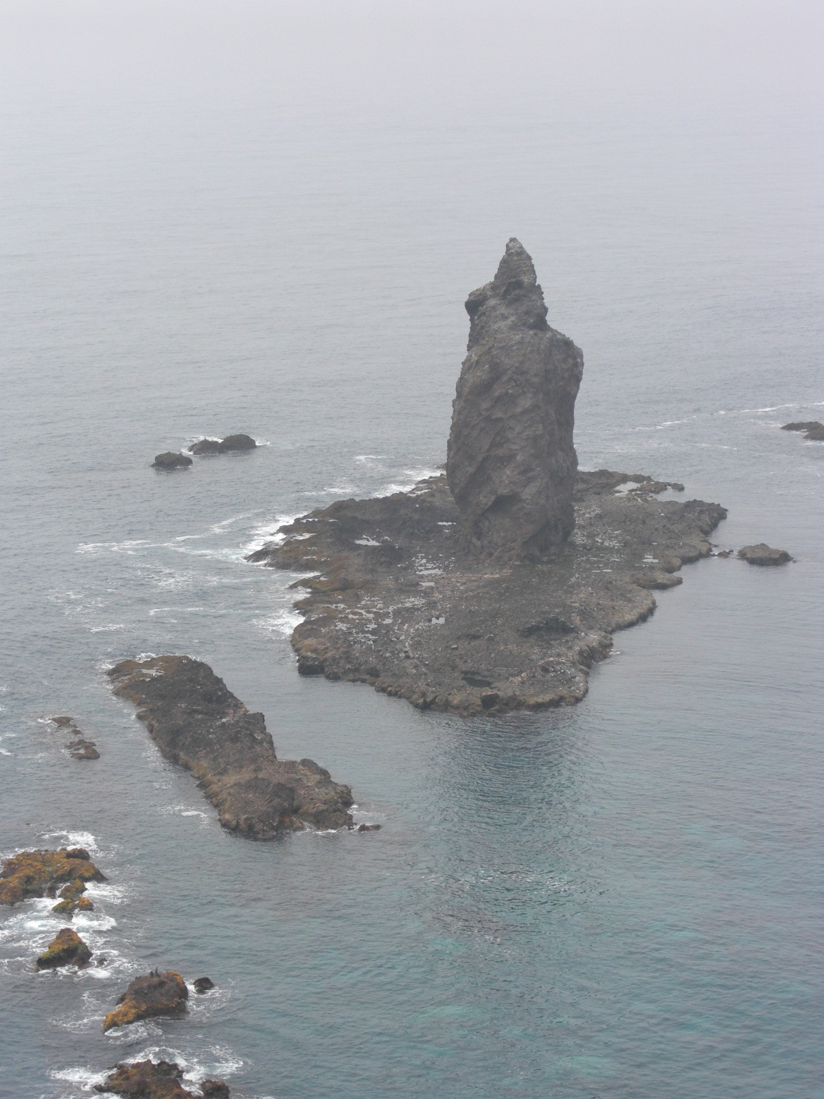 神威岬です。【積丹半島での送迎観光貸切チャータータクシー】